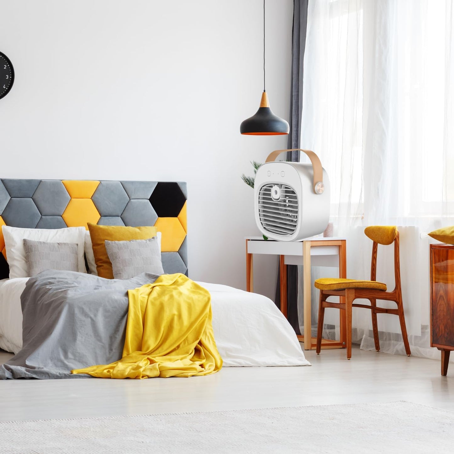 Small Desktop Air Conditioner, Portable air conditioner Mini Evaporative Air Cooler with Humidify & 3 Speeds, USB Powered Cooling fan for Bedrfoom,Office