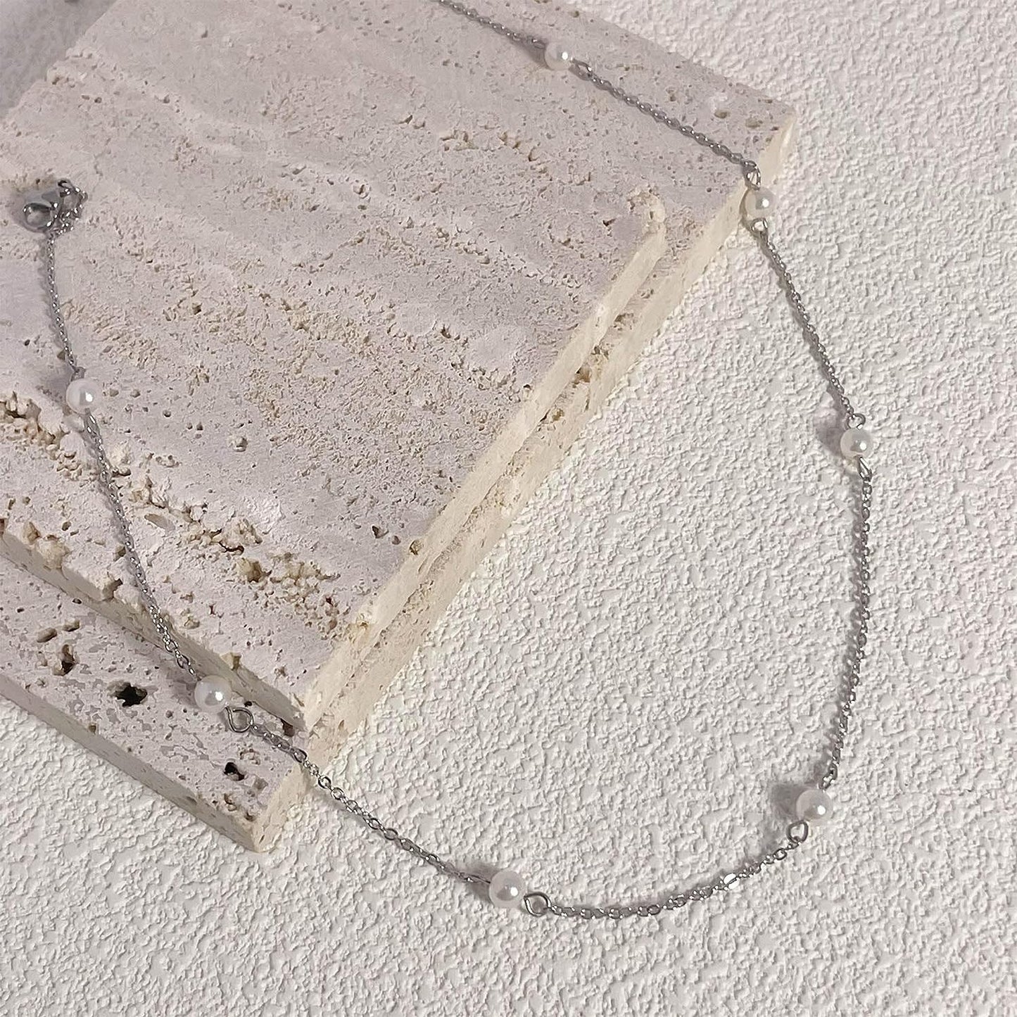 Pearl Necklace Women Dainty Pearl Choker Single Pearl Pendant Pearl Strand Necklaces 18K Gold Filled Non Tarnish Simple Gold Jewelry for Women